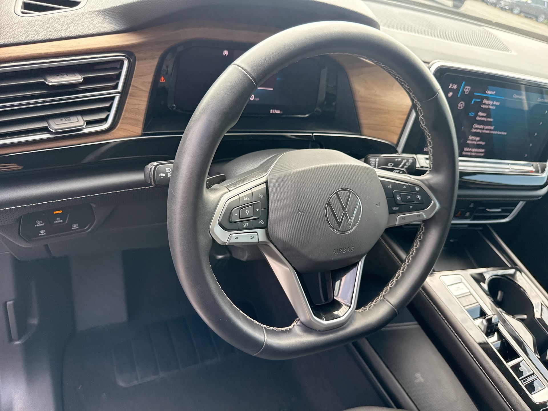 2024 Volkswagen Atlas 2.0T SE w/Technology