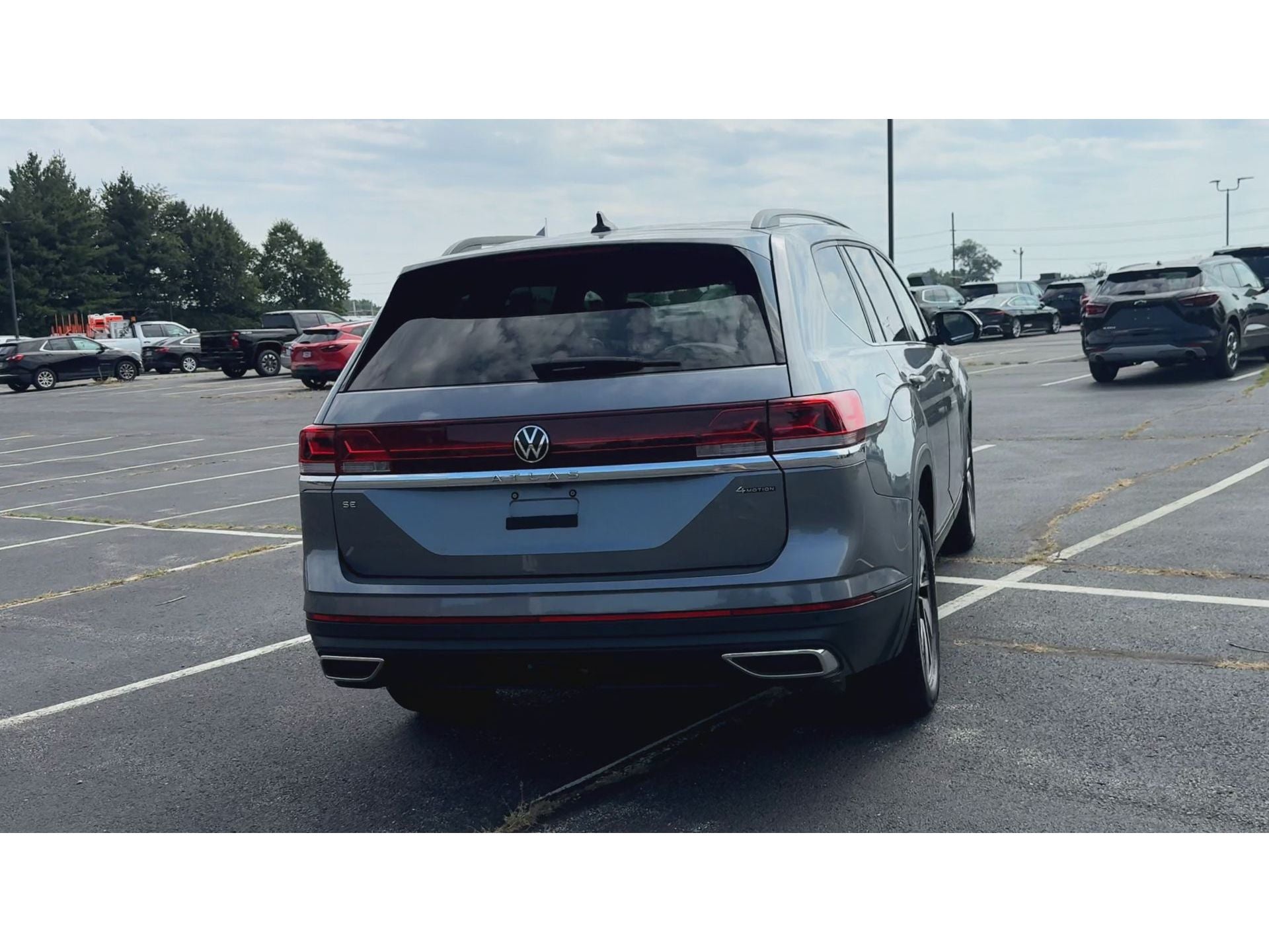 2024 Volkswagen Atlas 2.0T SE w/Technology