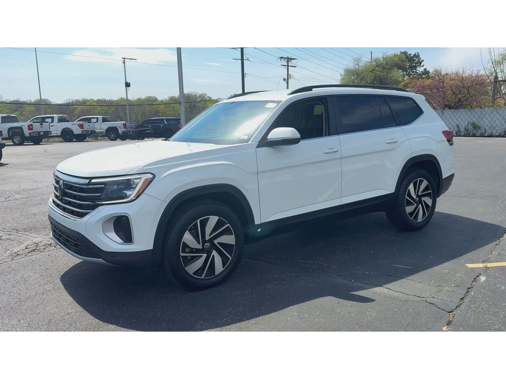 2025 Volkswagen Atlas 2.0T SE w/Technology