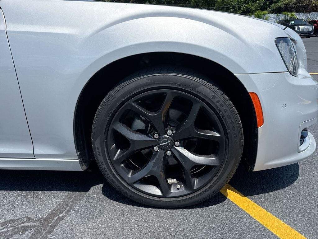 2022 Chrysler 300 Touring L