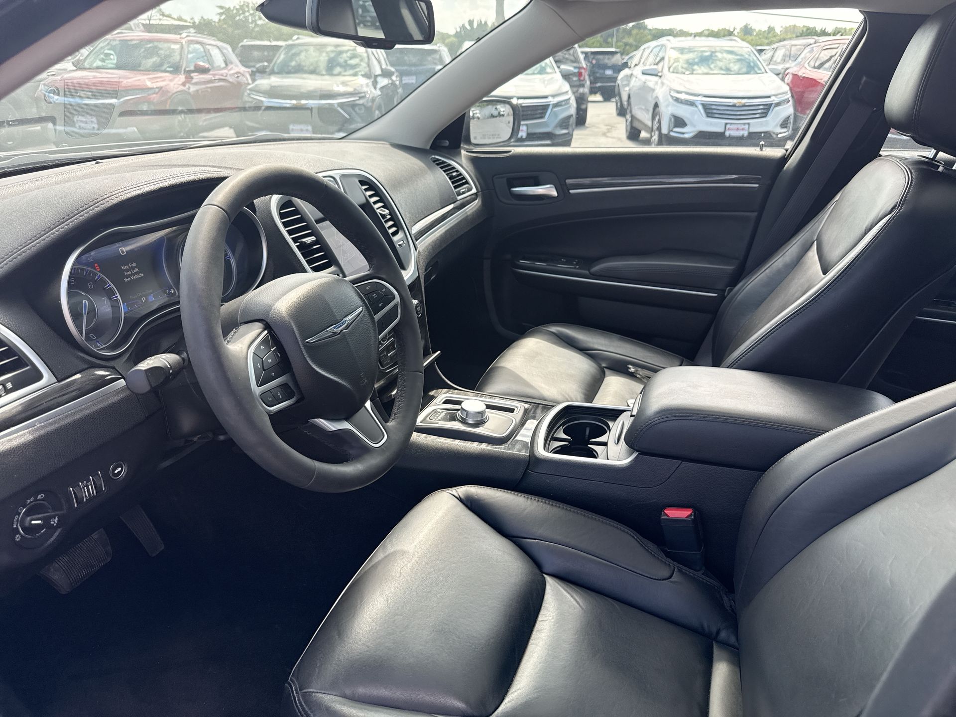 2022 Chrysler 300 Touring L