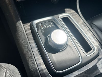 2022 Chrysler 300 Touring L