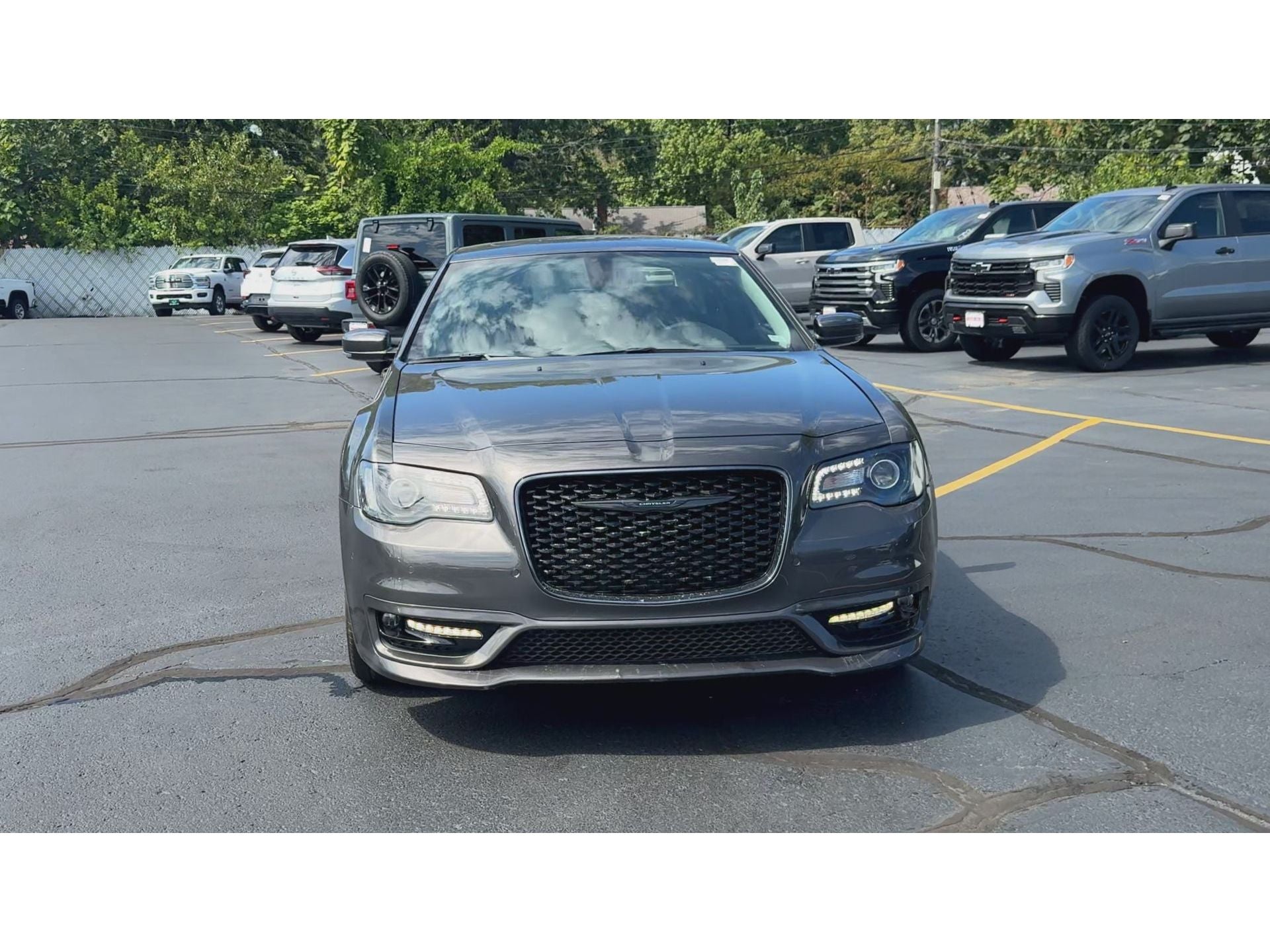 2022 Chrysler 300 Touring L