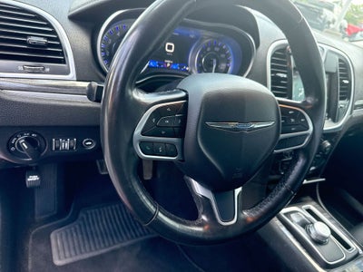 2019 Chrysler 300 Touring