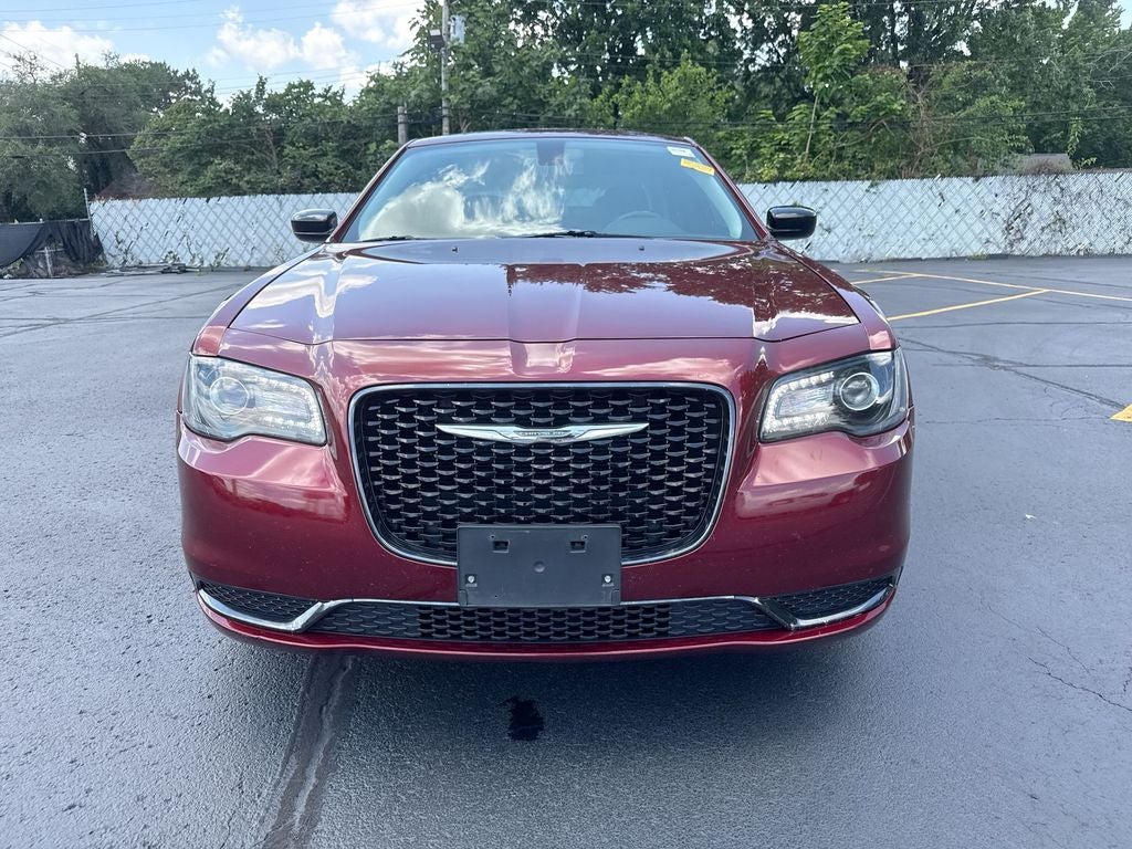 2019 Chrysler 300 Touring