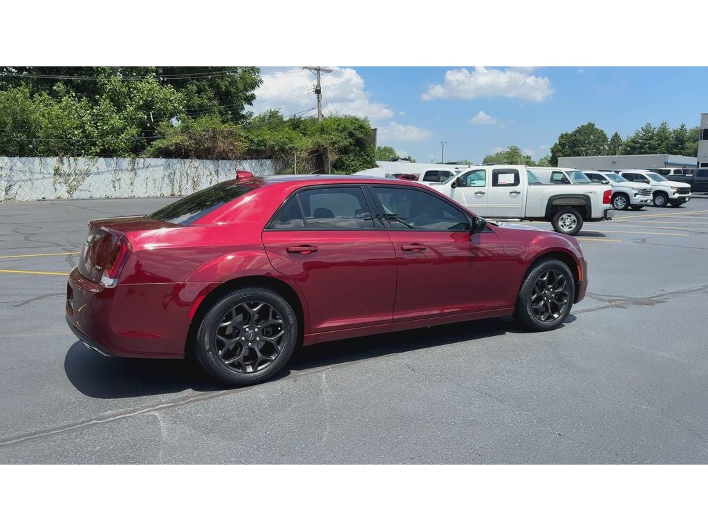 2019 Chrysler 300 Touring