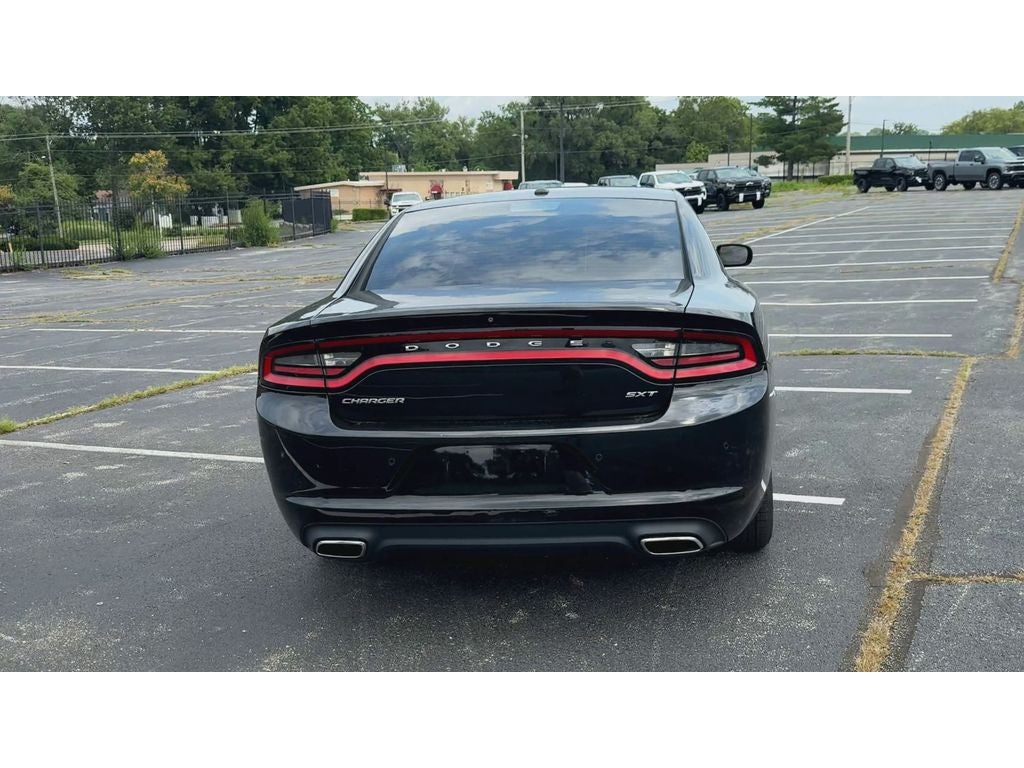 2018 Dodge Charger SXT RWD
