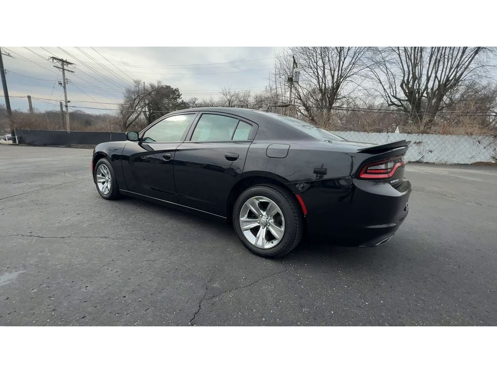 2016 Dodge Charger SXT