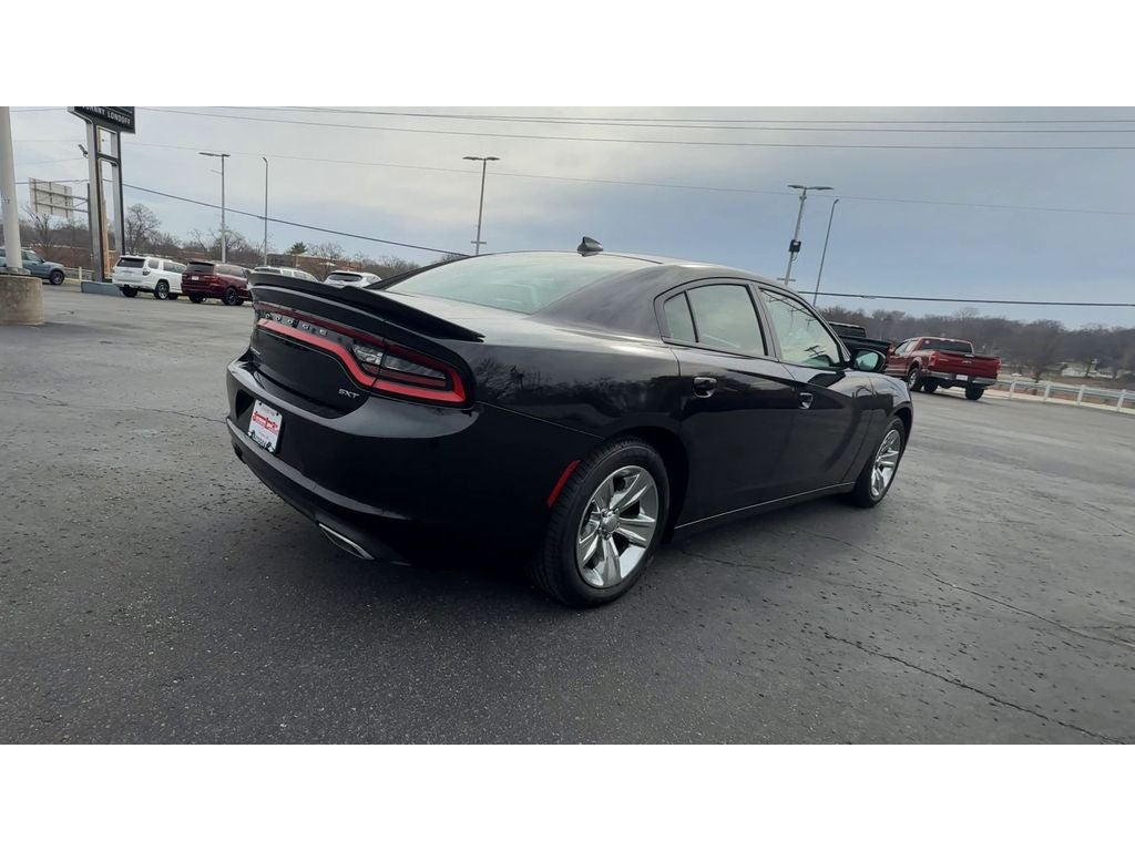 2016 Dodge Charger SXT