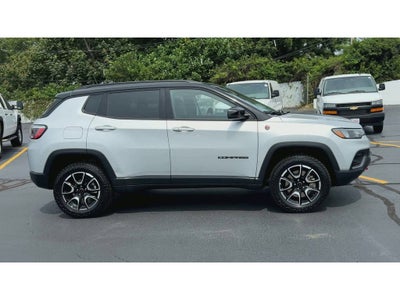 2025 Jeep Compass Trailhawk 4x4