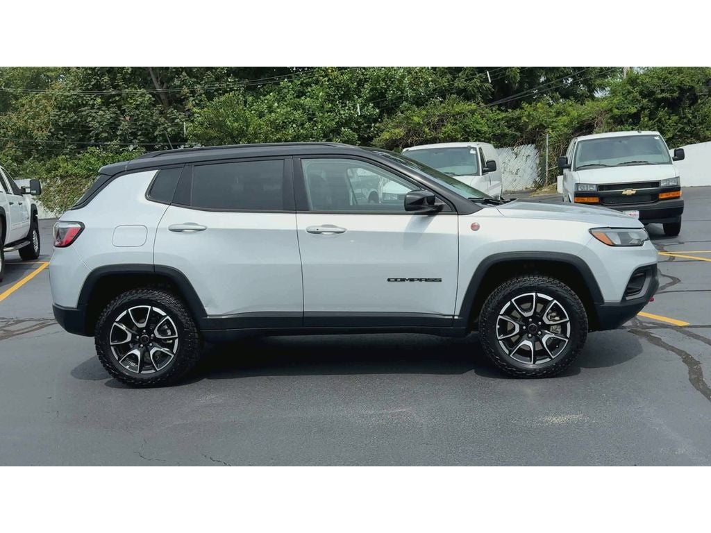 2025 Jeep Compass Trailhawk 4x4