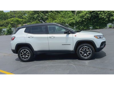 2025 Jeep Compass Trailhawk 4x4