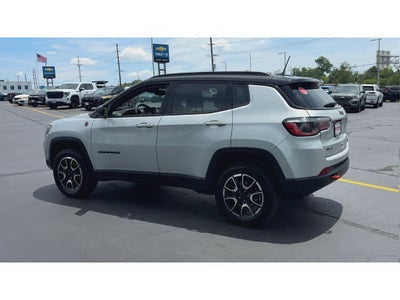 2025 Jeep Compass Trailhawk 4x4