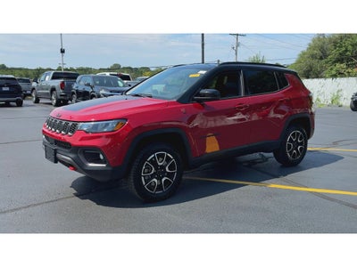 2025 Jeep Compass Trailhawk 4x4