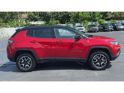 2025 Jeep Compass Trailhawk 4x4