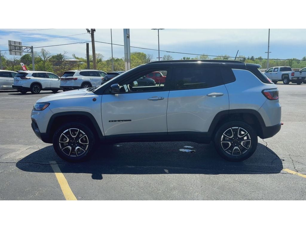 2025 Jeep Compass Trailhawk 4x4