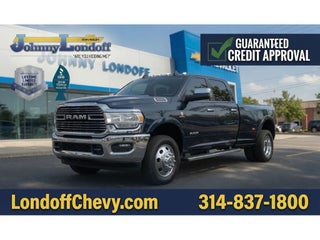 2018 RAM 3500 Laramie Crew Cab 4x4 8' Box