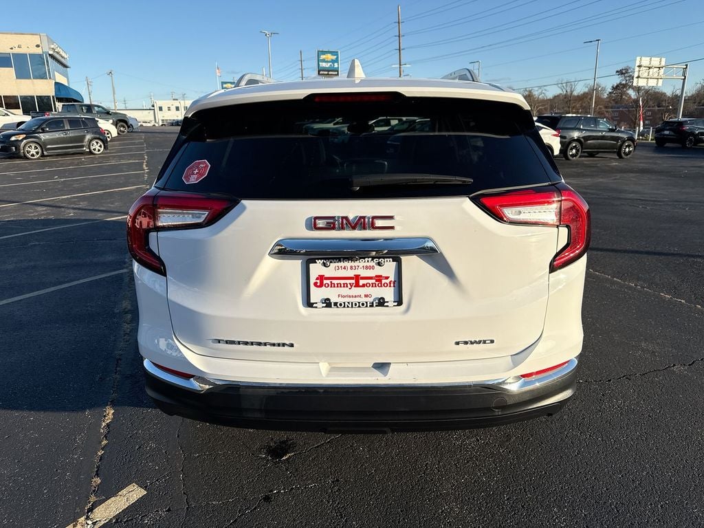 2024 GMC Terrain SLT