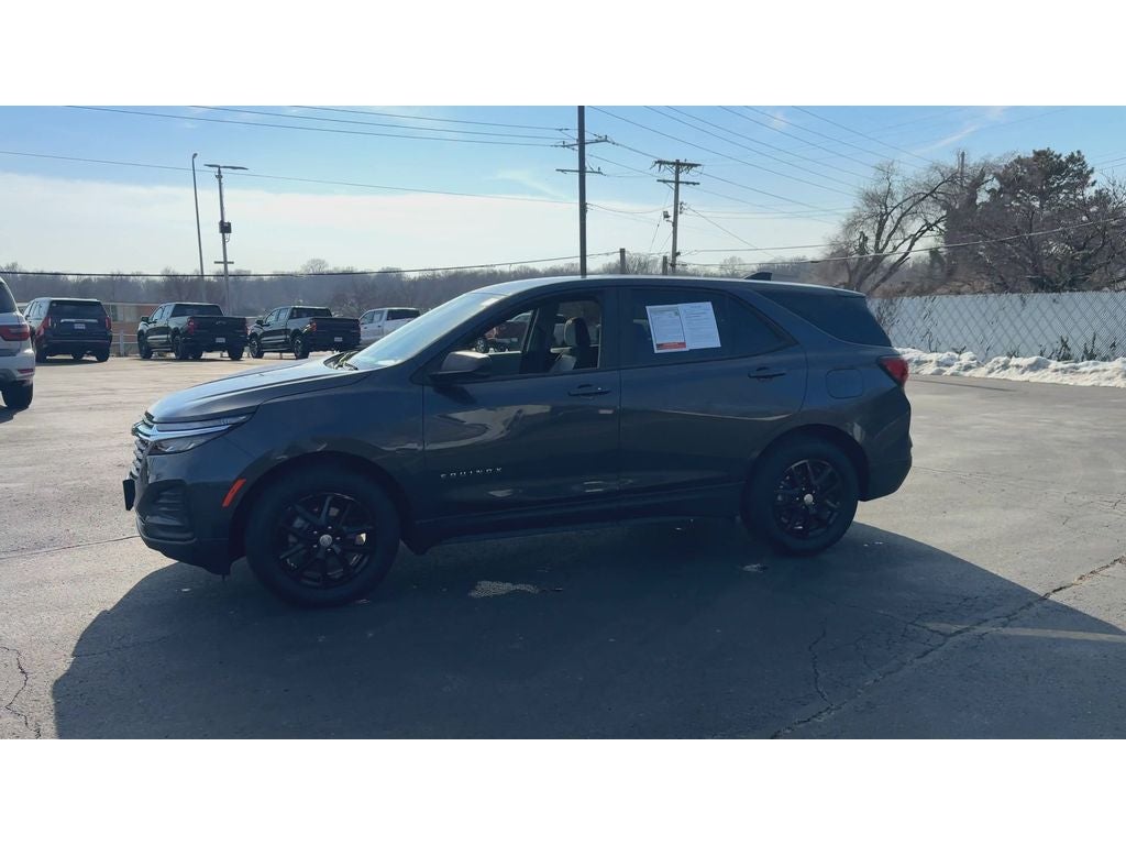 2022 Chevrolet Equinox LS