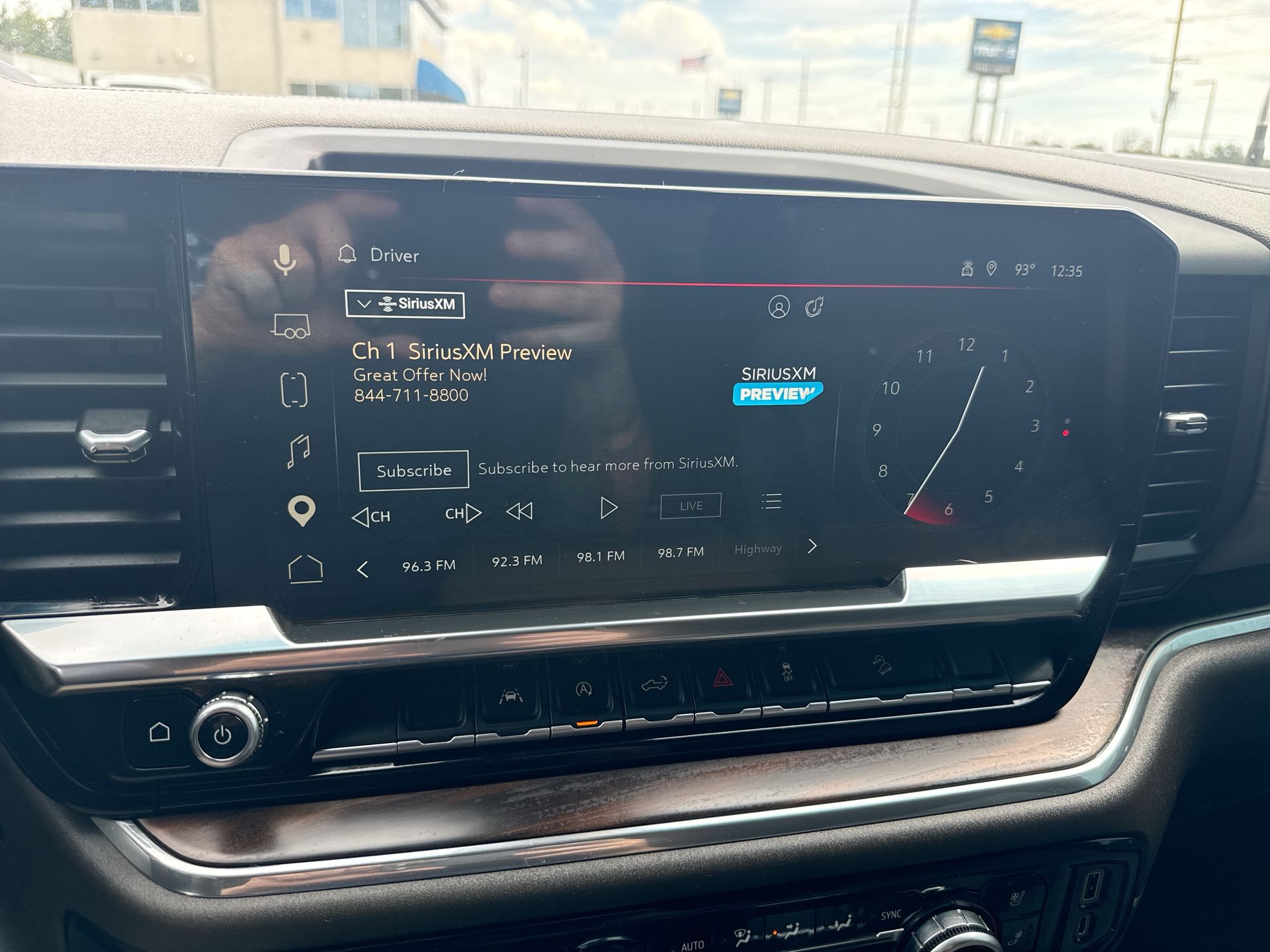 2023 GMC Sierra 1500 SLT