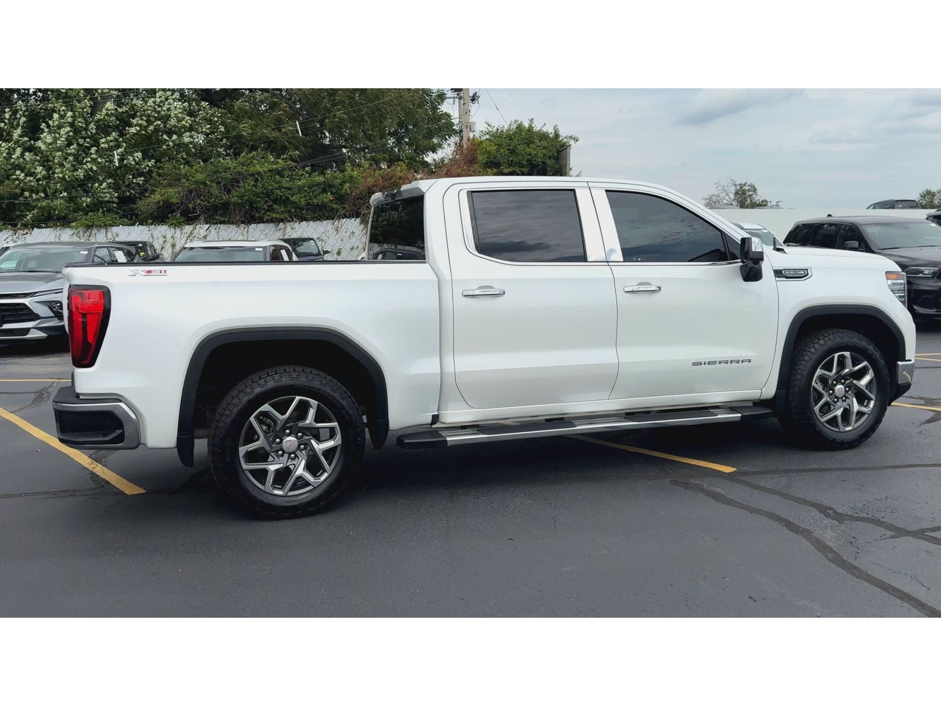 2023 GMC Sierra 1500 SLT