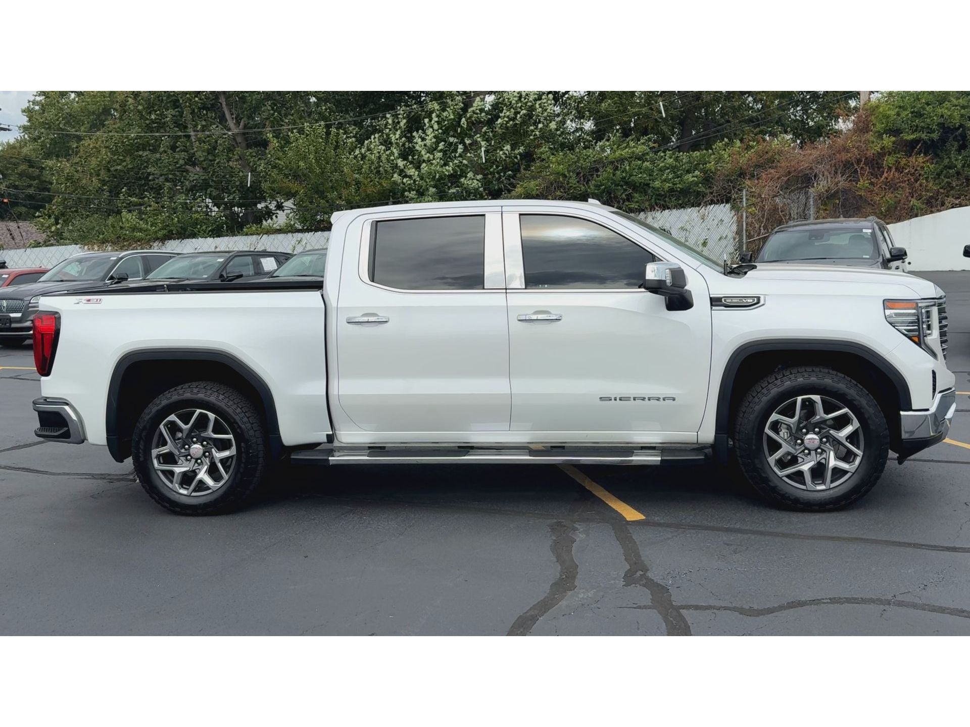 2023 GMC Sierra 1500 SLT