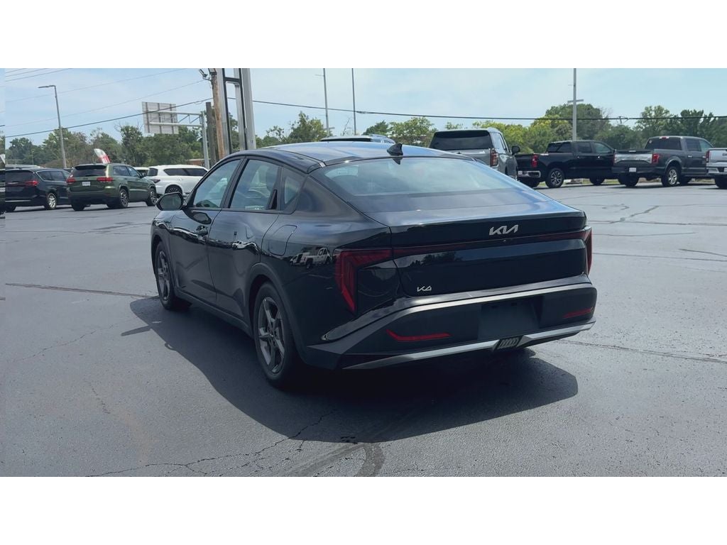 2025 Kia K4 LXS