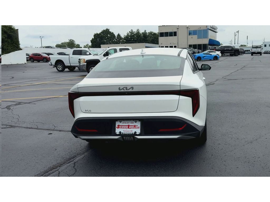 2025 Kia K4 LXS