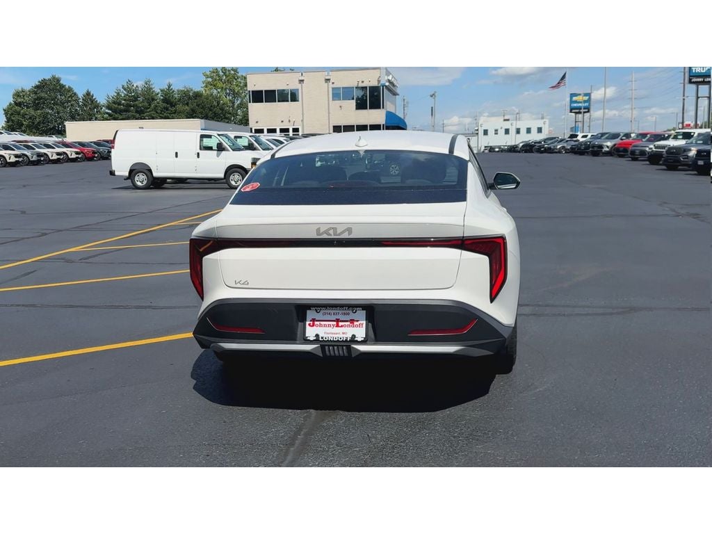 2025 Kia K4 LXS