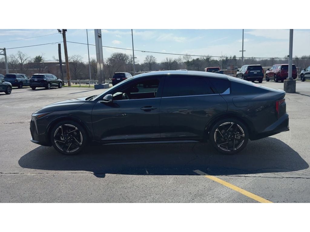 2025 Kia K4 GT-Line