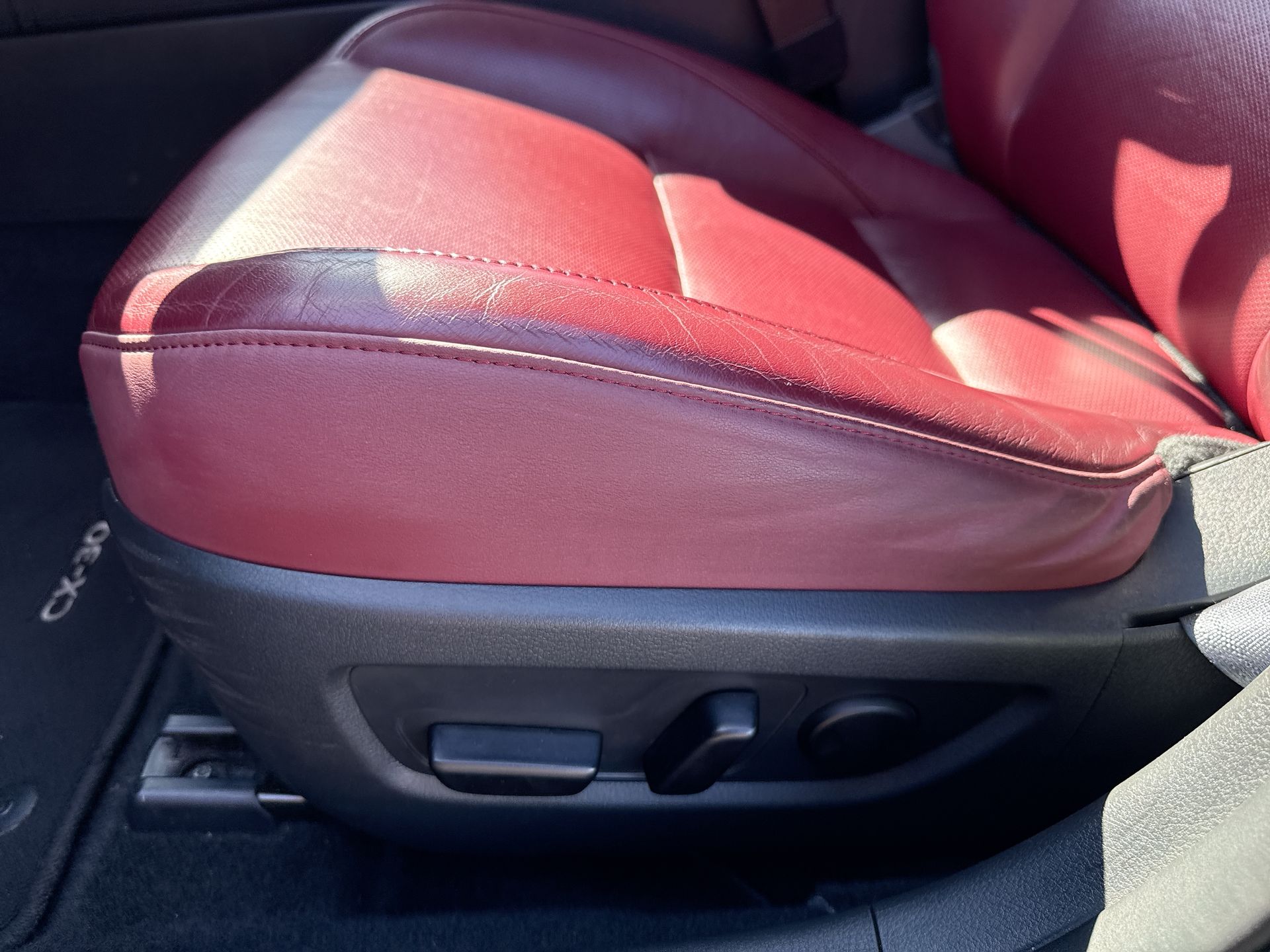 2025 Mazda Mazda CX-30 2.5 S Carbon Edition