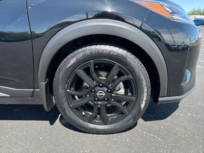 2023 Nissan Kicks SR Xtronic CVT