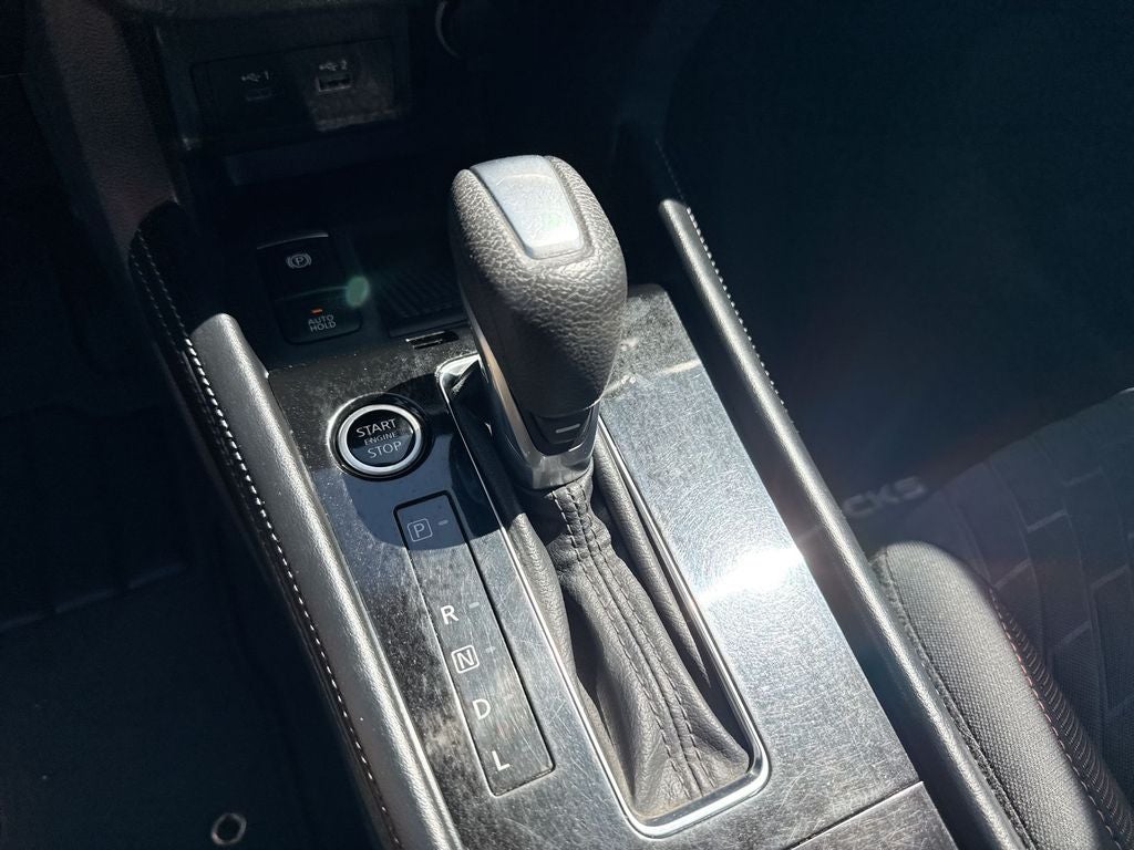 2023 Nissan Kicks SR Xtronic CVT