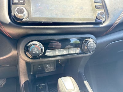 2023 Nissan Kicks SR Xtronic CVT