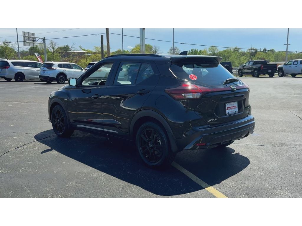 2023 Nissan Kicks SR Xtronic CVT