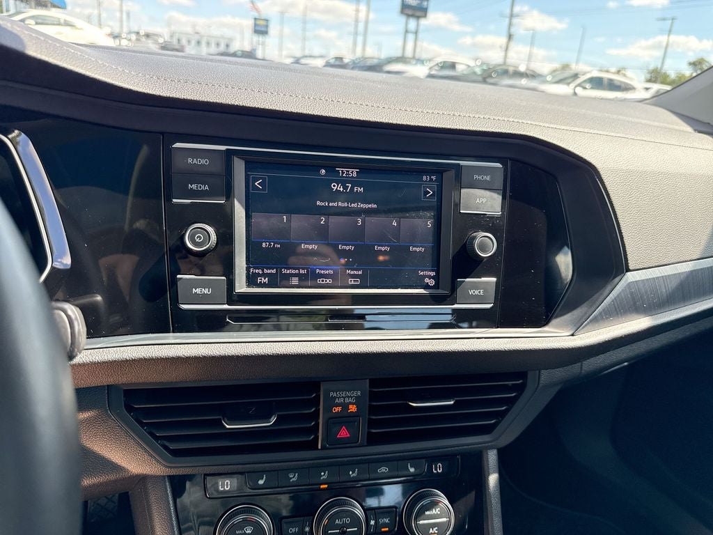 2024 Volkswagen Jetta 1.5T SE