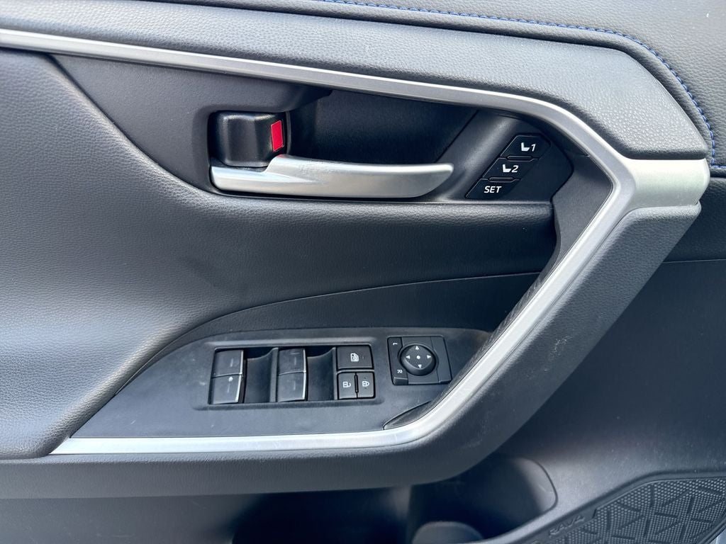 2025 Toyota RAV4 Hybrid XSE