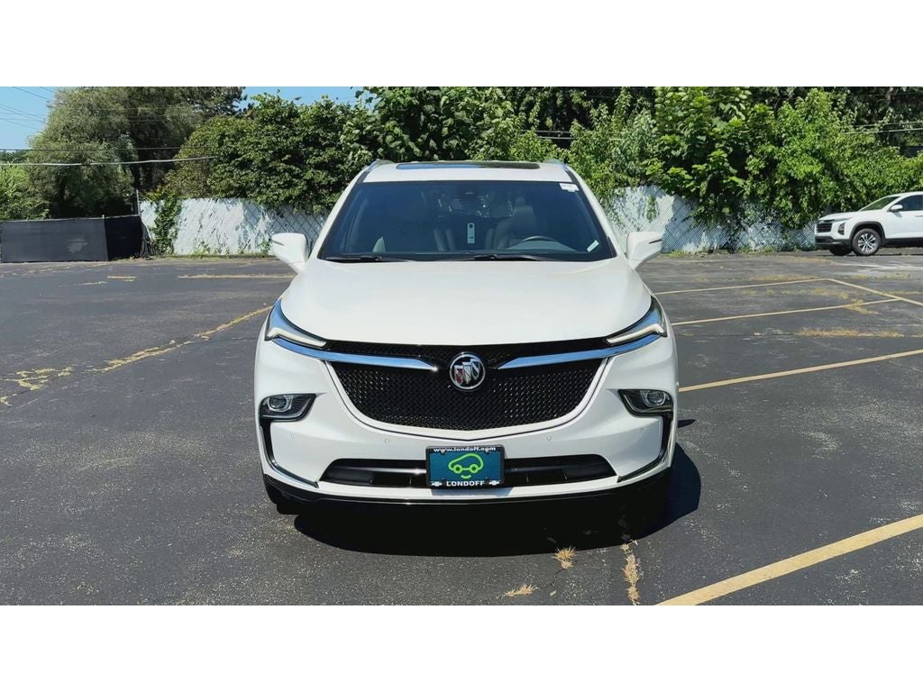 2023 Buick Enclave Essence