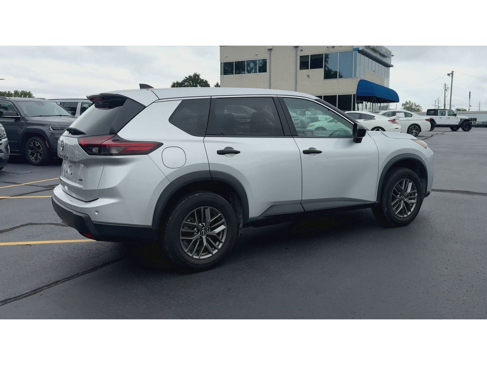 2024 Nissan Rogue S