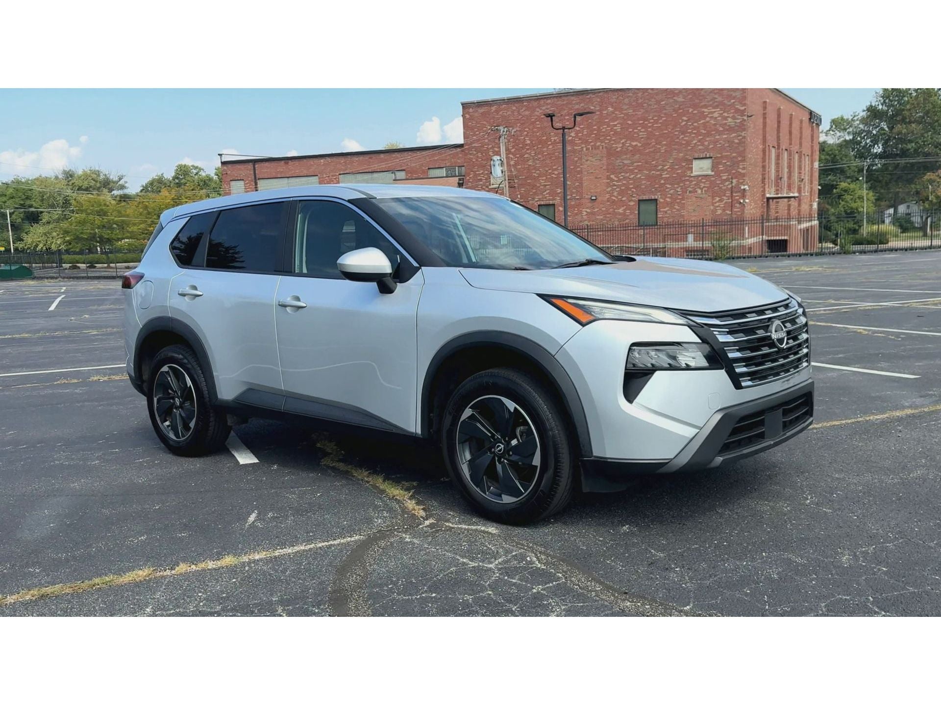 2024 Nissan Rogue SV