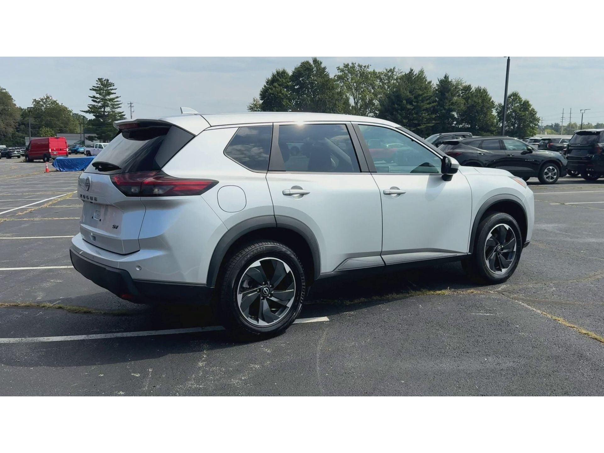 2024 Nissan Rogue SV