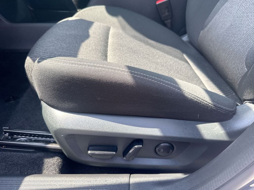 2025 Nissan Rogue SV FWD