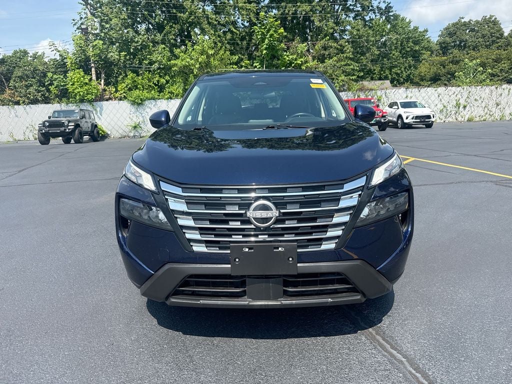 2025 Nissan Rogue SV FWD