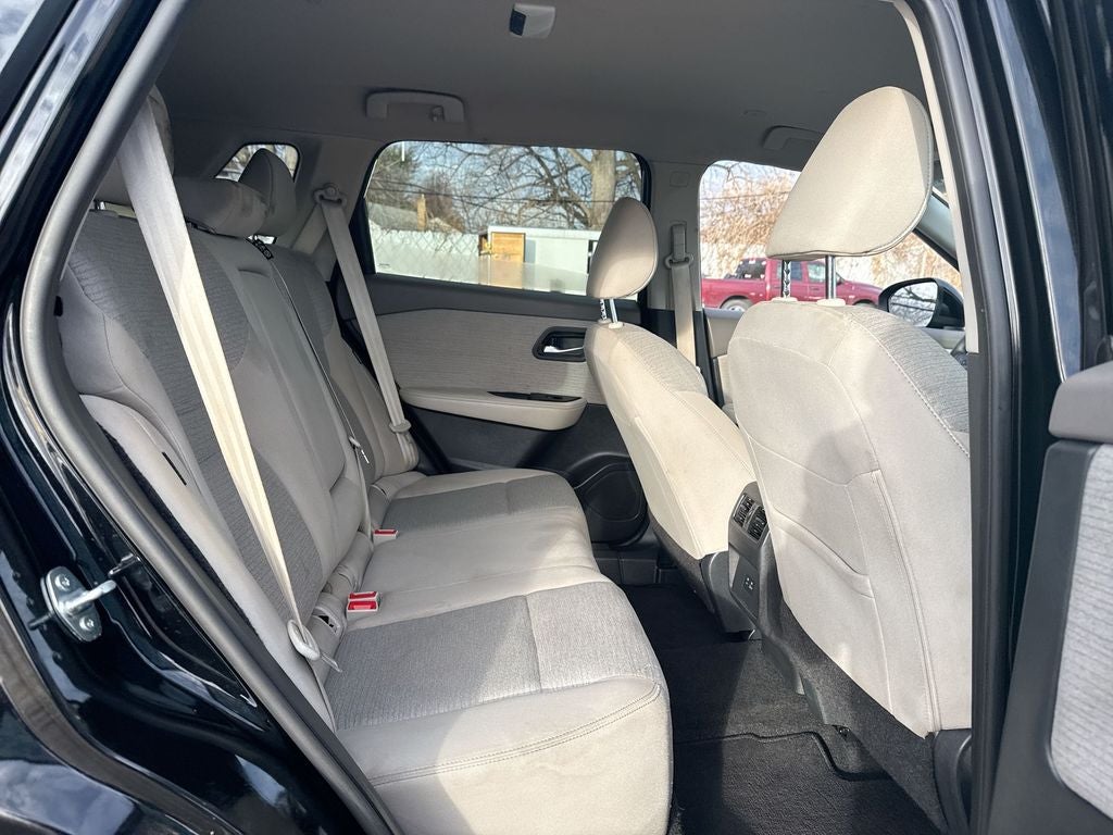 2023 Nissan Rogue SV FWD