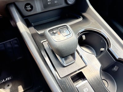 2025 Nissan Rogue SV FWD