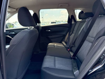 2025 Nissan Rogue SV FWD
