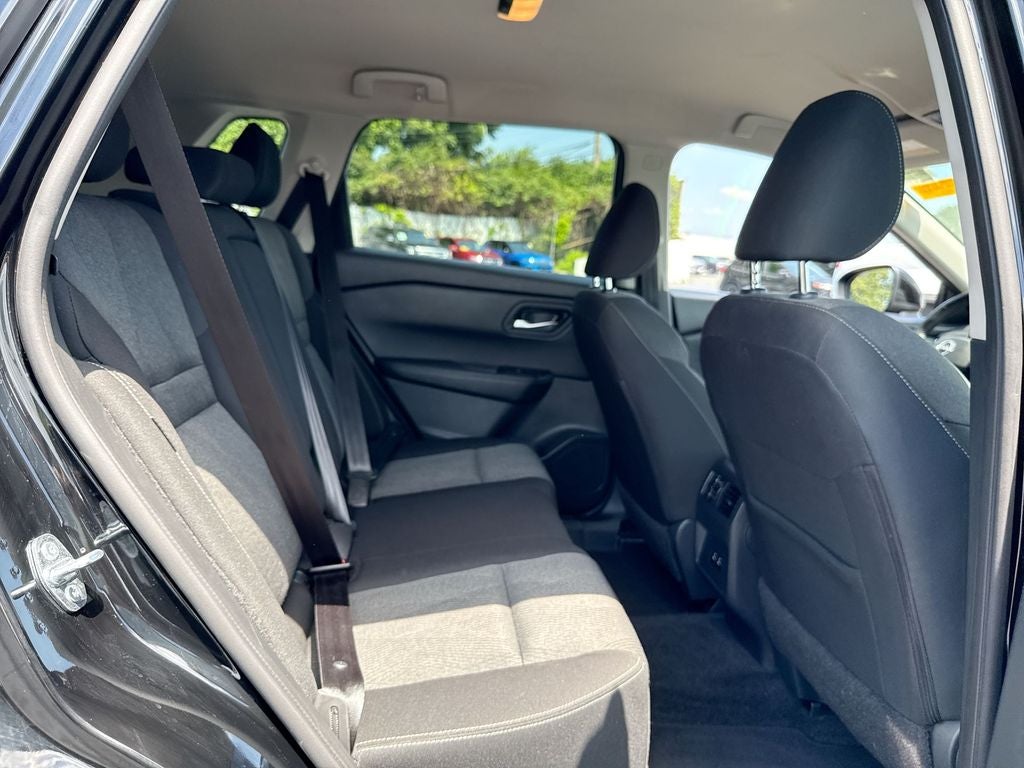2025 Nissan Rogue SV FWD