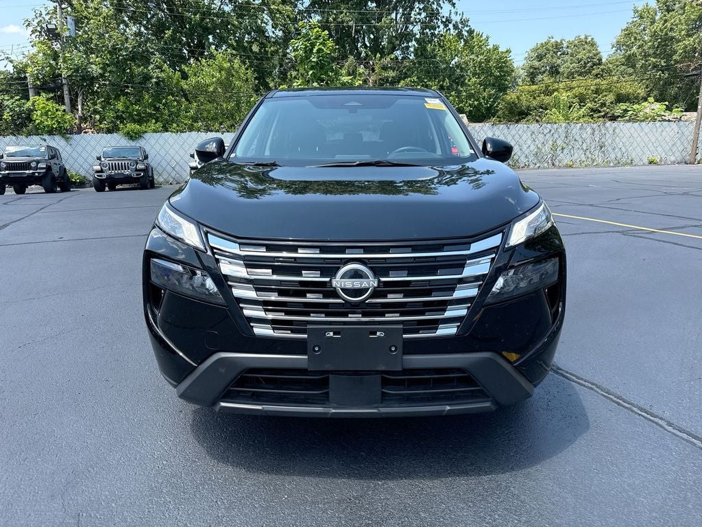 2025 Nissan Rogue SV FWD