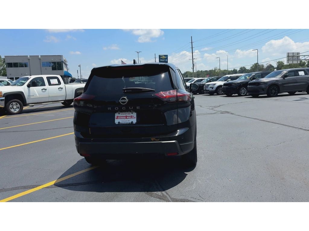 2025 Nissan Rogue SV FWD