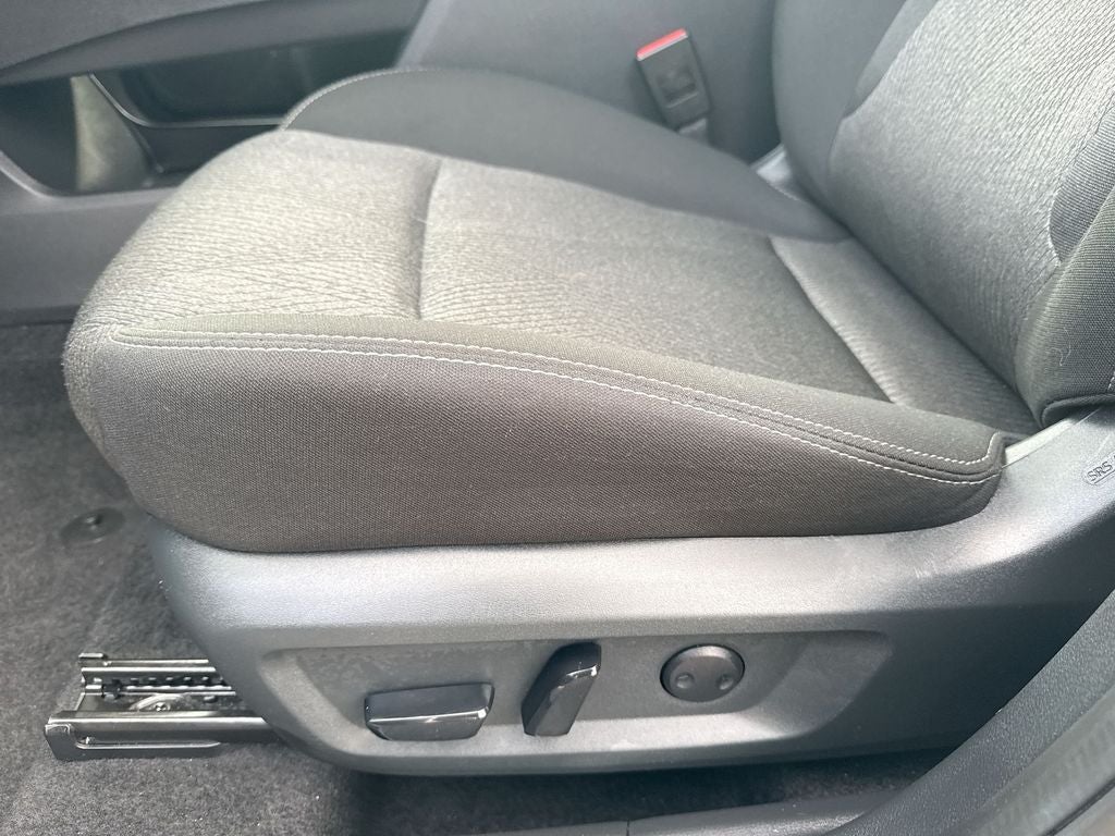 2025 Nissan Rogue SV FWD